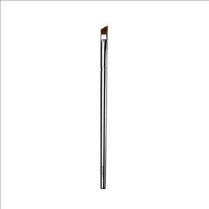 Clinique eye definer brush. Only used once.